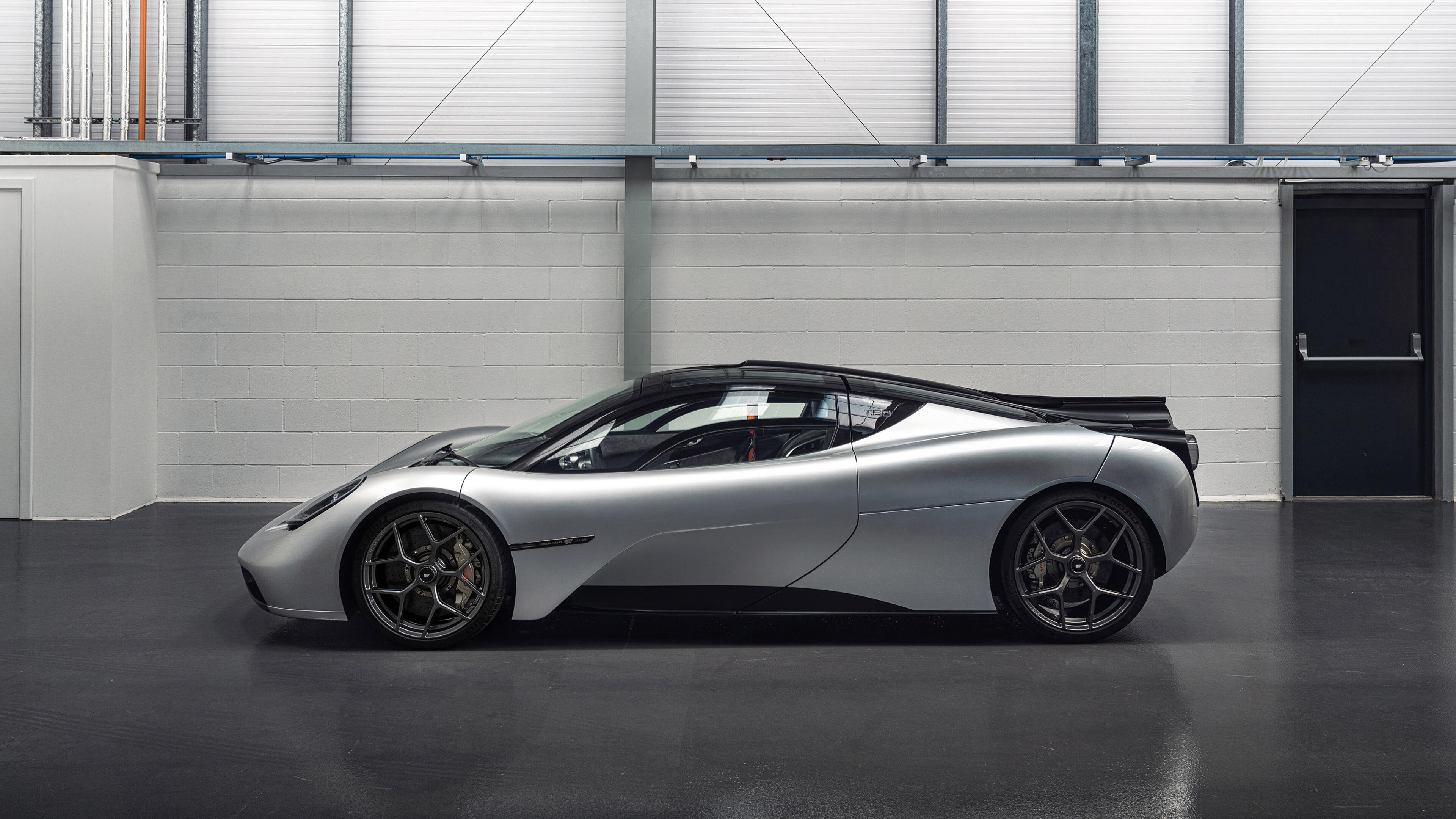 平行时空的对决，F1上海滩烽烟与那不勒斯的地中海生死战