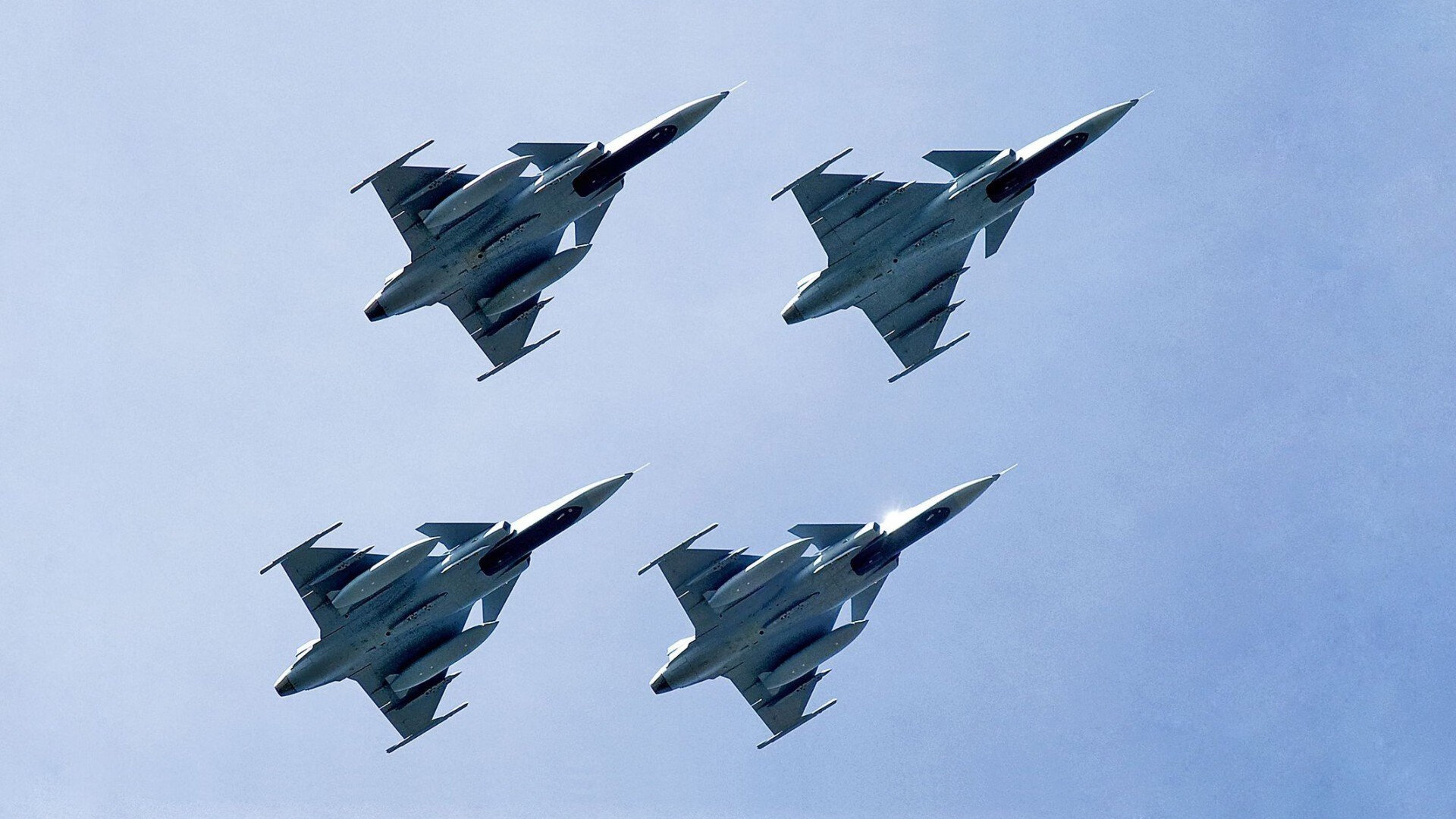 当欧冠决赛在篮球场上演,米切尔欧冠式接管助热火轻取辽宁