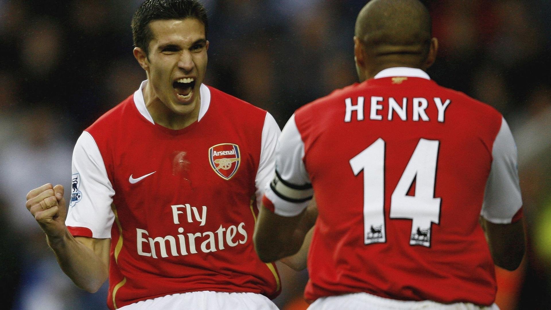 平行时空的足球周末，库尔图瓦绝境封神与苏格兰的狂喜飓风