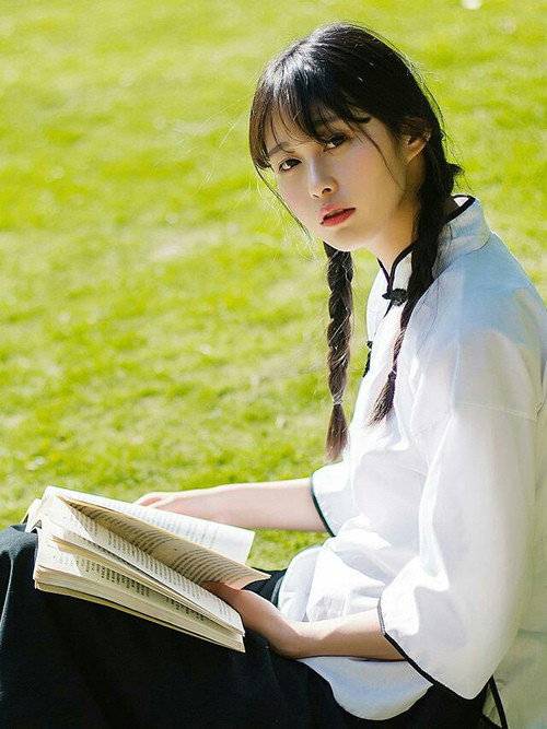 格列兹曼爆发闪耀友谊赛，厄瓜多尔战术完美压制切尔西