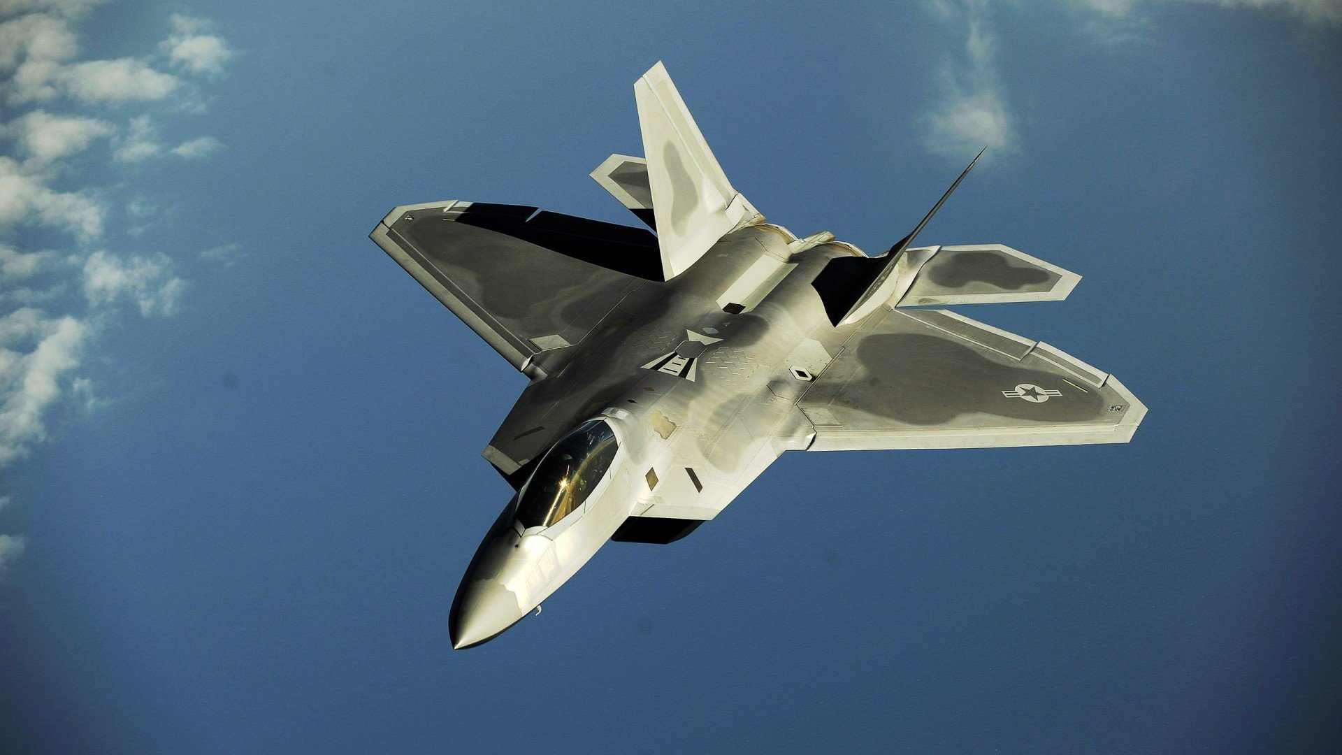 一肩之力，克瓦拉茨赫利亚如何将卡塔尔对阵瑞典变成个人史诗